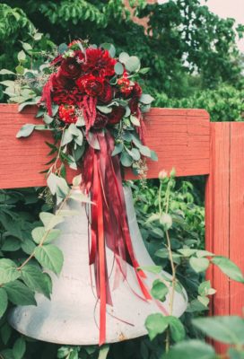 Winter Wedding - Cake in Idaho