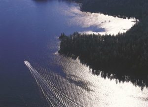 Outdoor fun in Coeur d'Alene is here! Cruise the lake together and take in the beauty.